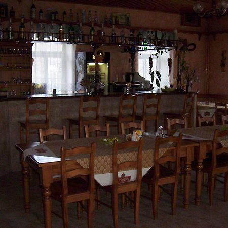 Penzion U Cervenych Vrat Chudolazy Zewnętrze zdjęcie